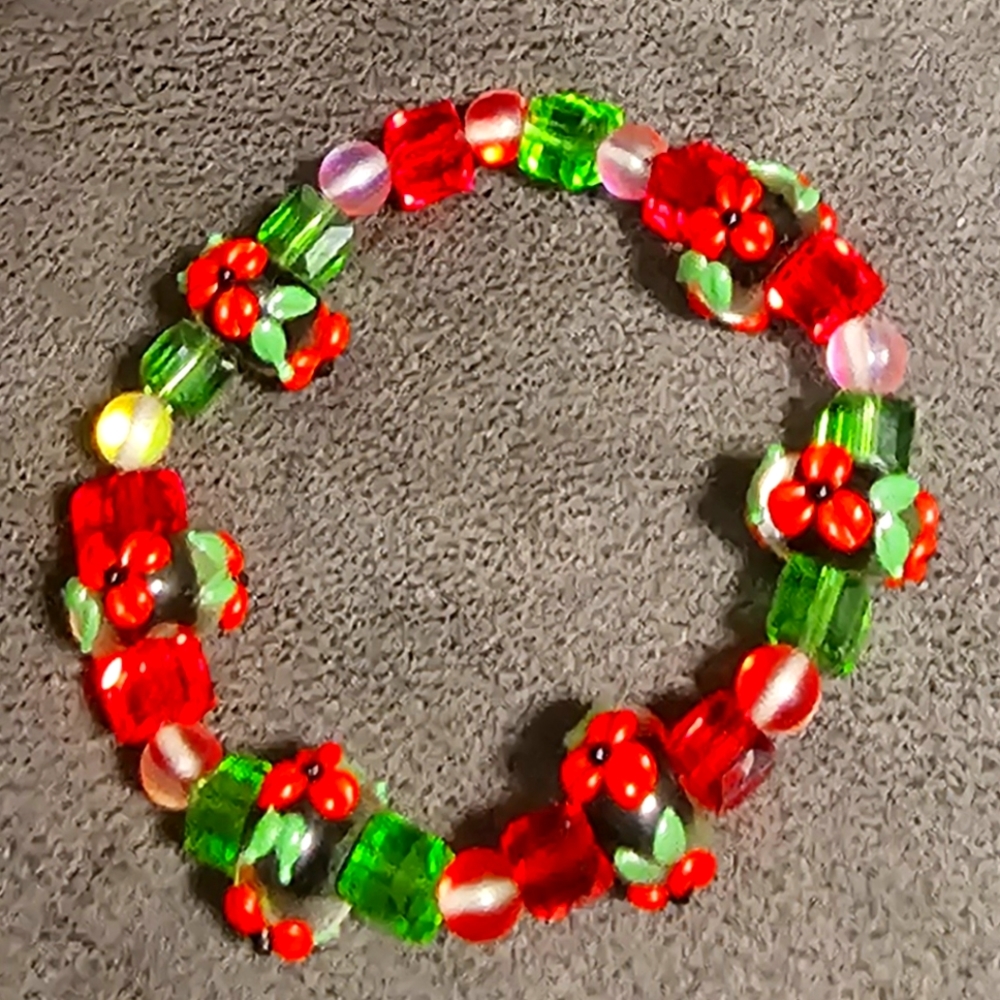 POINSETTIA STRETCHY BRACELET